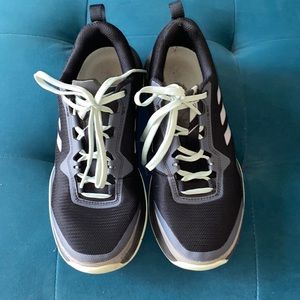 Adidas TERREX CMTK W Size 7 Black/Chalk White/Ash Green CQ1735 NWB